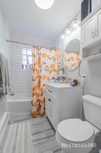 2336 N Commonwealth Ave in Chicago, IL - Building Photo - Building Photo