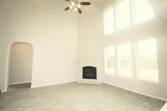 1019 Fresh Spring Rd in Richmond, TX - Building Photo - Building Photo