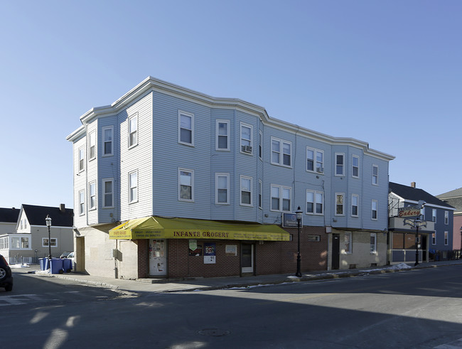 198 Broadway St in Lowell, MA - Building Photo - Primary Photo