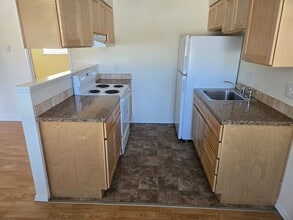 326 Stanford Dr in Mount Vernon, WA - Building Photo - Building Photo