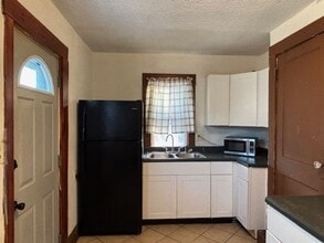 1074 5th St E in St. Paul, MN - Building Photo - Building Photo