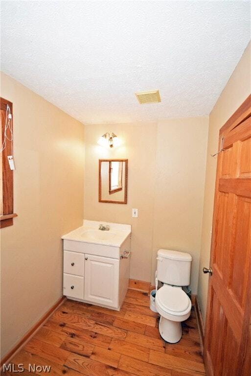 668 Sumner St in Akron, OH - Building Photo - Building Photo