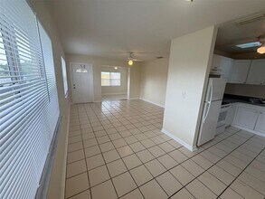 3357 Westlund Terrace in Port Charlotte, FL - Building Photo - Building Photo
