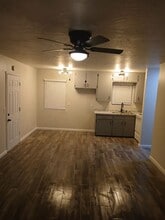 1216 Hanna Ave in Corcoran, CA - Building Photo - Building Photo