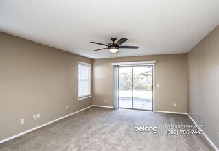 2215 W Nancy Ln in Phoenix, AZ - Building Photo - Building Photo