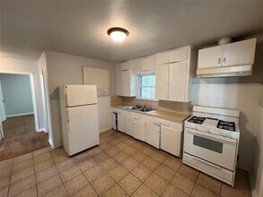 6608 Wild St in Austin, TX - Building Photo - Building Photo