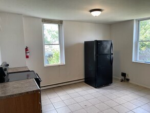 3532 Kensington Ave in Philadelphia, PA - Building Photo - Building Photo