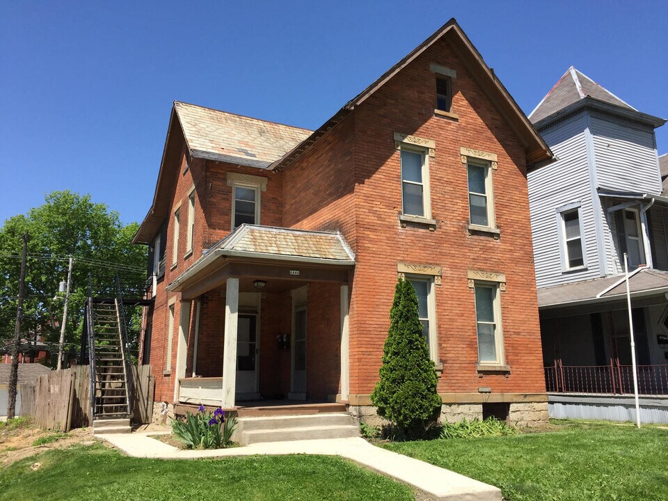 1441 Worthington St in Columbus, OH - Building Photo