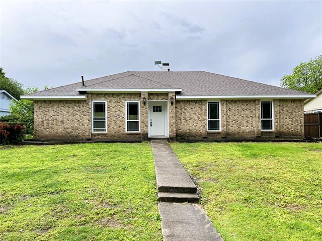 1842 Juniper Ln in Lewisville, TX - Building Photo