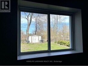 212 Ways Bay Dr in Georgina, ON - Building Photo - Building Photo