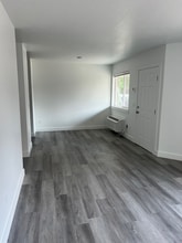 115 Skeels Ave, Unit 3 in Hamilton, MT - Building Photo - Building Photo