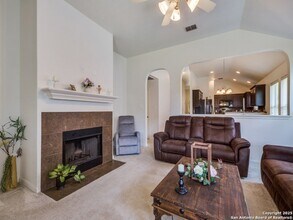 9134 Canter Horse in San Antonio, TX - Building Photo - Building Photo