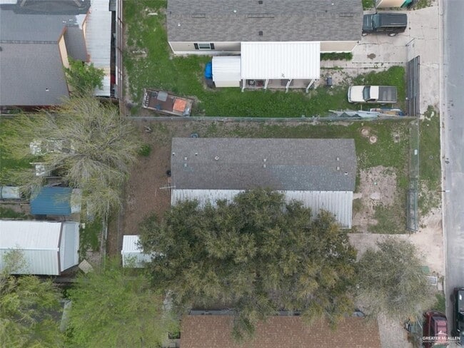 916 Violet Dr in Pharr, TX - Building Photo - Building Photo