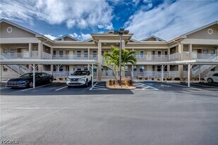 15250 Riverbend Blvd in North Fort Myers, FL - Building Photo