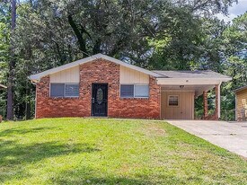 Room in House on Moray St SW in Atlanta, GA - Building Photo