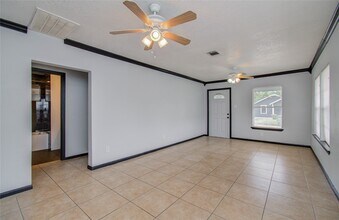 5319 Bell St in Houston, TX - Building Photo - Building Photo