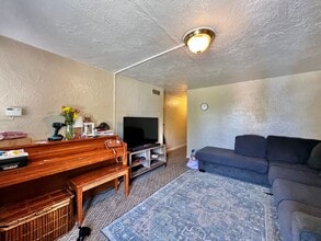 2228 10th Ave in Greeley, CO - Building Photo - Building Photo