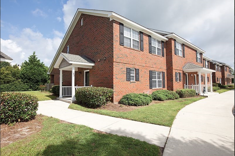 Pleasant Grove Village Apartments in Wilmington, NC - Building Photo