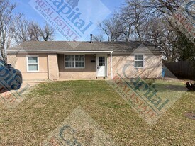 407 E Key Blvd in Midwest City, OK - Building Photo