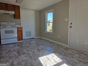 531 Old Stone Rd in Villa Rica, GA - Building Photo - Building Photo