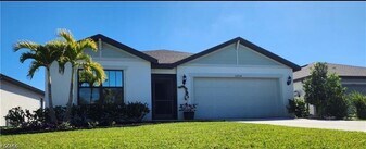 10754 Marlberry Way in North Fort Myers, FL - Building Photo