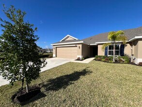 8638 Giovanni Ave in Fort Pierce, FL - Building Photo - Building Photo