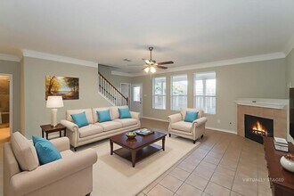 19422 Hillside Springs Cir in Houston, TX - Foto de edificio - Building Photo