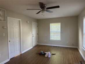 26 Wallace Rd in Williamsburg, VA - Foto de edificio - Building Photo
