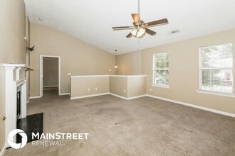 10576 Day Lily Dr in Hampton, GA - Building Photo - Building Photo