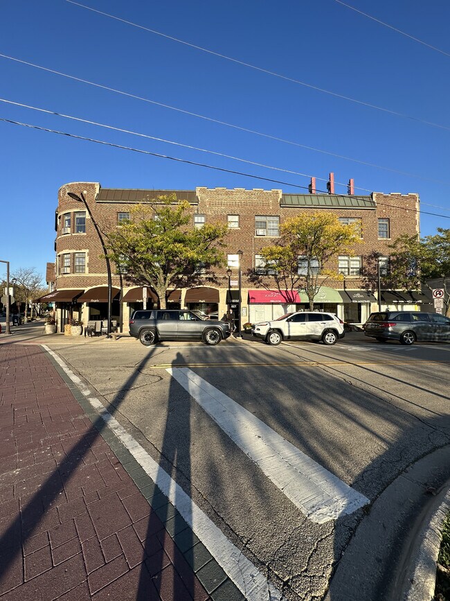 725 St Johns Ave in Highland Park, IL - Building Photo - Building Photo