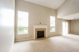 2166 Balais Ct in Grove City, OH - Building Photo - Building Photo