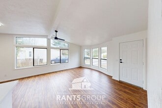 6703 5th Way SE in Lacey, WA - Building Photo - Building Photo