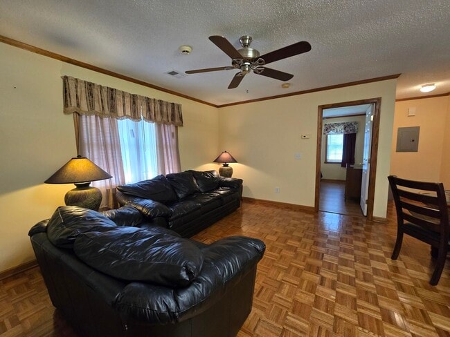 4665 Ellerbe Mill Rd in Rembert, SC - Building Photo - Building Photo