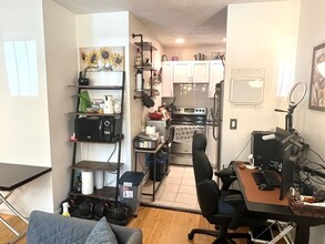 84 W Concord St, Unit 1 in Boston, MA - Building Photo - Building Photo