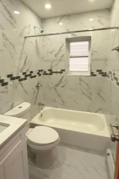 1805 Gleason Ave, Unit 3 in Bronx, NY - Building Photo - Building Photo