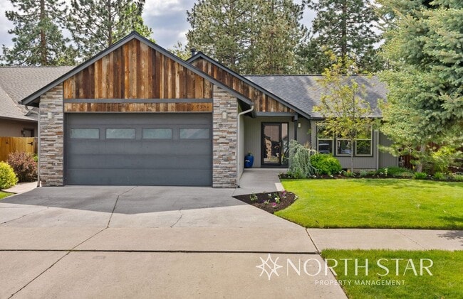 61293 Osprey Nest Pl in Bend, OR - Building Photo - Building Photo