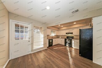 5628 Darla Dr in Oklahoma City, OK - Building Photo - Building Photo