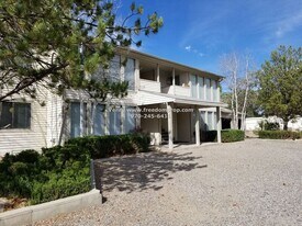 558 1/2 Garfield Dr in Grand Junction, CO - Building Photo