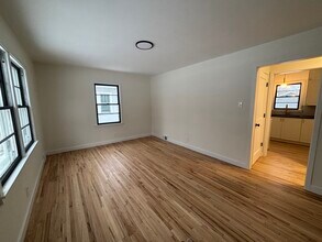 583 Cromwell Ave in St. Paul, MN - Foto de edificio - Building Photo