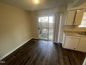 120 Byrum St in Cary, NC - Building Photo - Building Photo