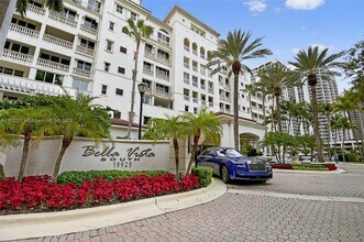 19925 NE 39th Pl in Miami, FL - Building Photo - Building Photo