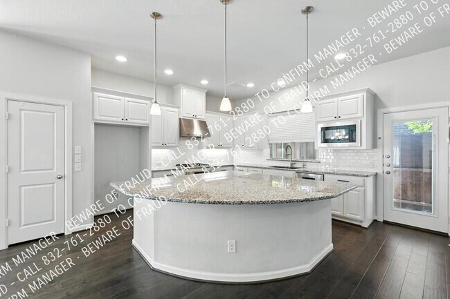5413 Harbour Rd in Richardson, TX - Building Photo - Building Photo