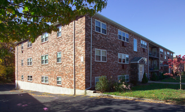 451-463 Sea St in Quincy, MA - Foto de edificio - Building Photo