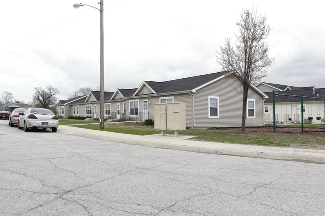 Lancaster Apartments in Gary, IN - Building Photo - Building Photo