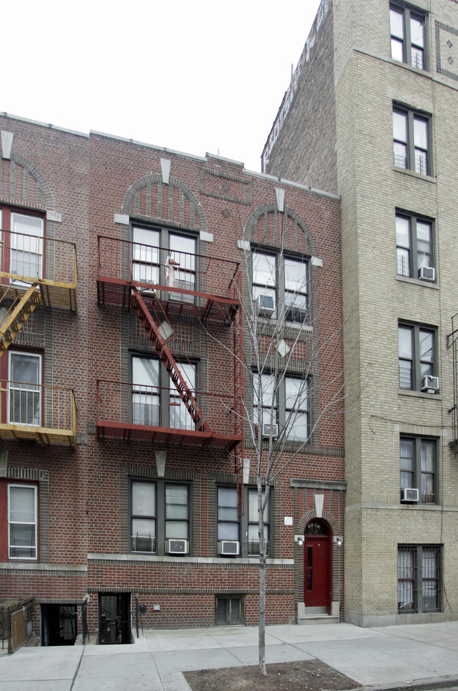 3141 Perry Ave in Bronx, NY - Building Photo - Building Photo