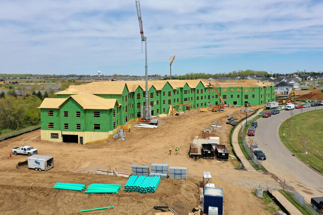 Boulder Ponds Senior Living in Lake Elmo, MN - Building Photo - Primary Photo