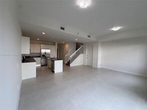 34530 SW 190th Ave in Homestead, FL - Foto de edificio - Building Photo