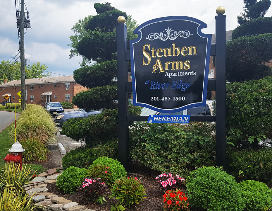 Steuben Arms in River Edge, NJ - Building Photo