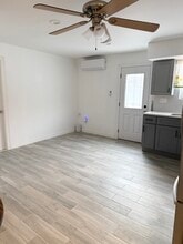 4 Lisa Ln in Staten Island, NY - Building Photo - Building Photo