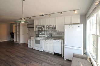 93 Henry Law Ave in Dover, NH - Building Photo - Building Photo